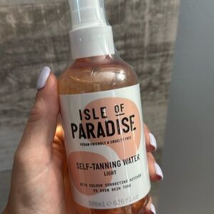 Isle of Paradise Self-Tanning Water - Light
